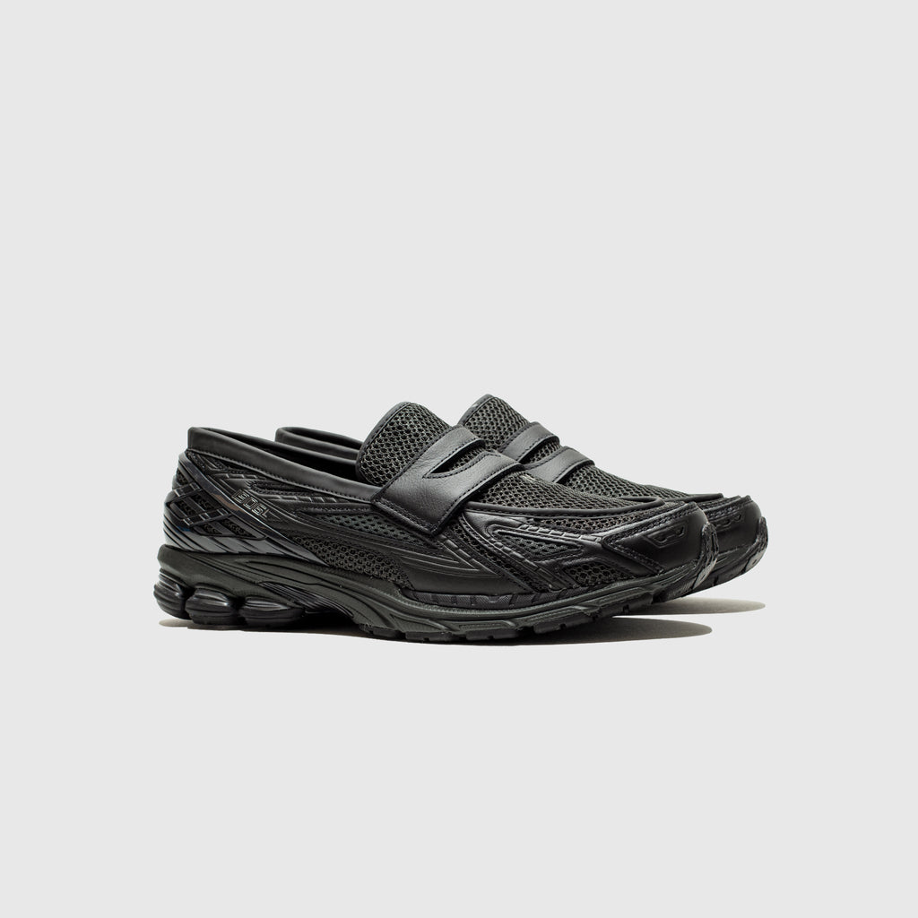 New balance Footwear оригінал | Швидка доставка Україна – вид ззаду