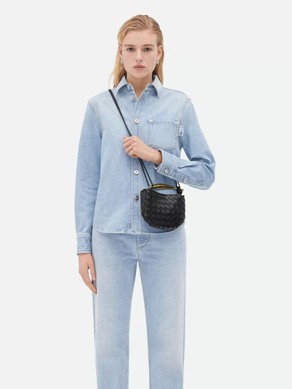 Оригінальна Mini Sardine Shoulder Bag Bottega veneta – боковий вид