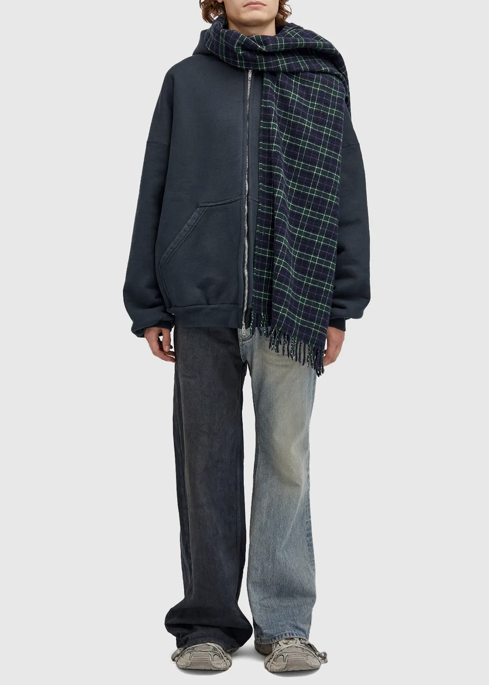 Grey Balenciaga – Гарантія оригінальності – детальний вид