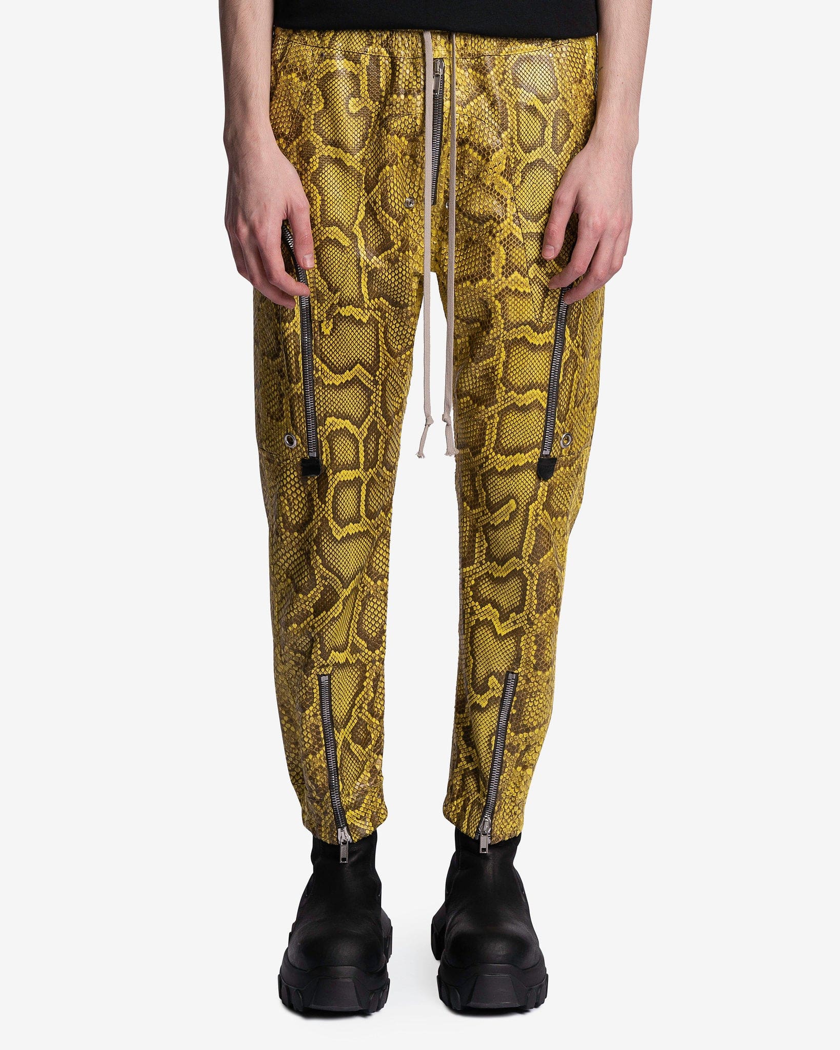 Python Bauhaus Cargo Pants In Lemon Rick owens оригінал – Купити в Україні – боковий вид