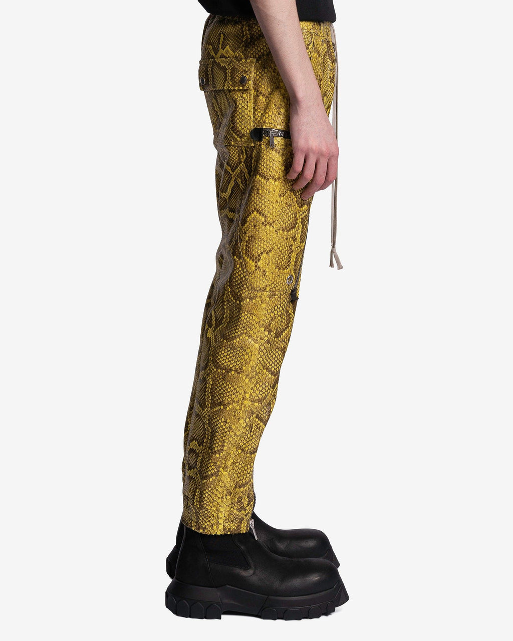 Python Bauhaus Cargo Pants In Lemon Rick owens оригінал – Купити в Україні – вид ззаду