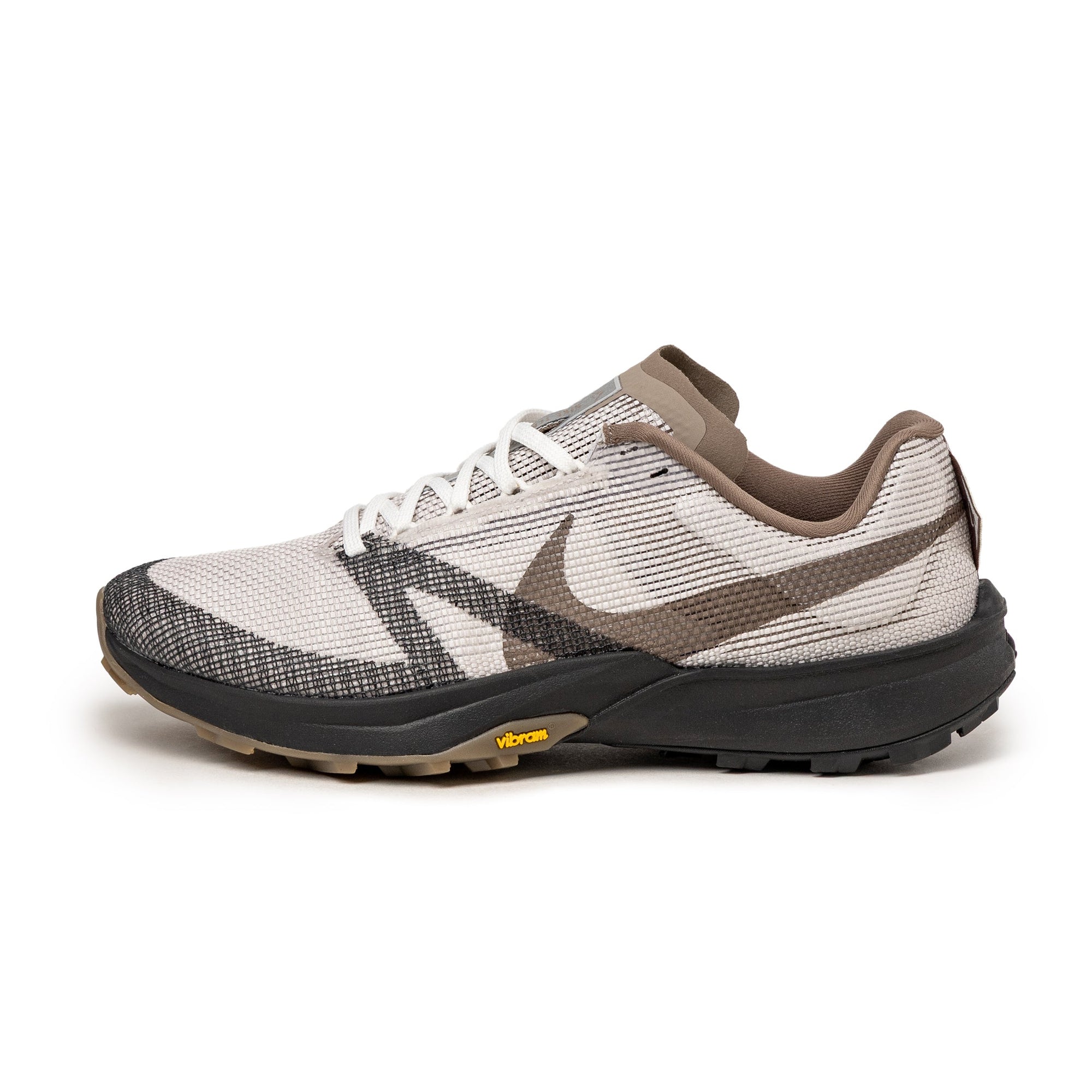 Nike Footwear оригінал | Швидка доставка Україна – боковий вид