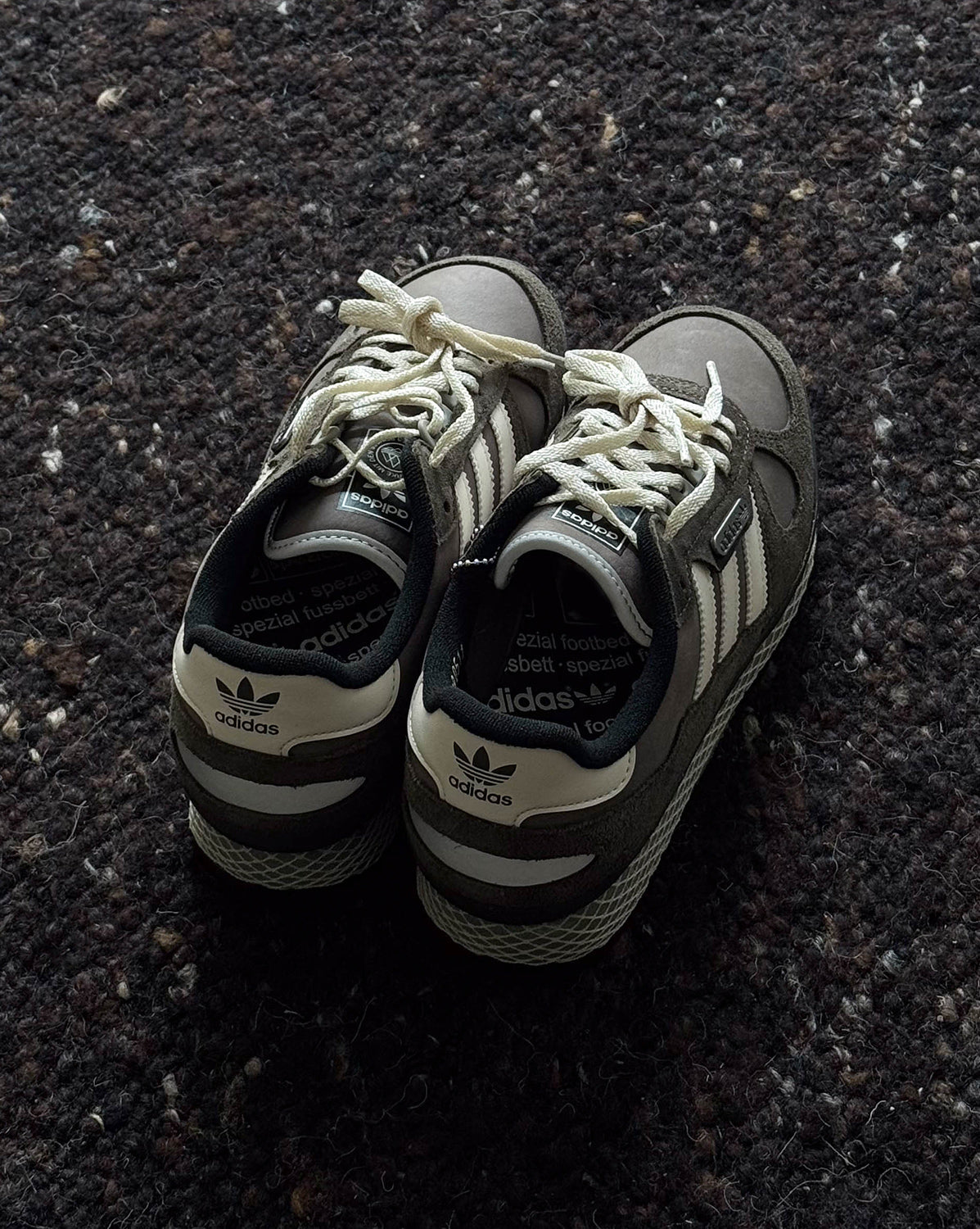 Spzl New York II Outdoor Adidas – Гарантія оригінальності – збільшений вид - ADIDAS