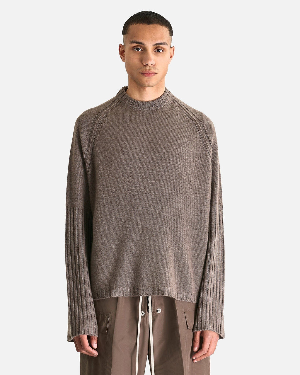 Оригінальна Raglan Crewneck In Dust Rick owens – боковий вид