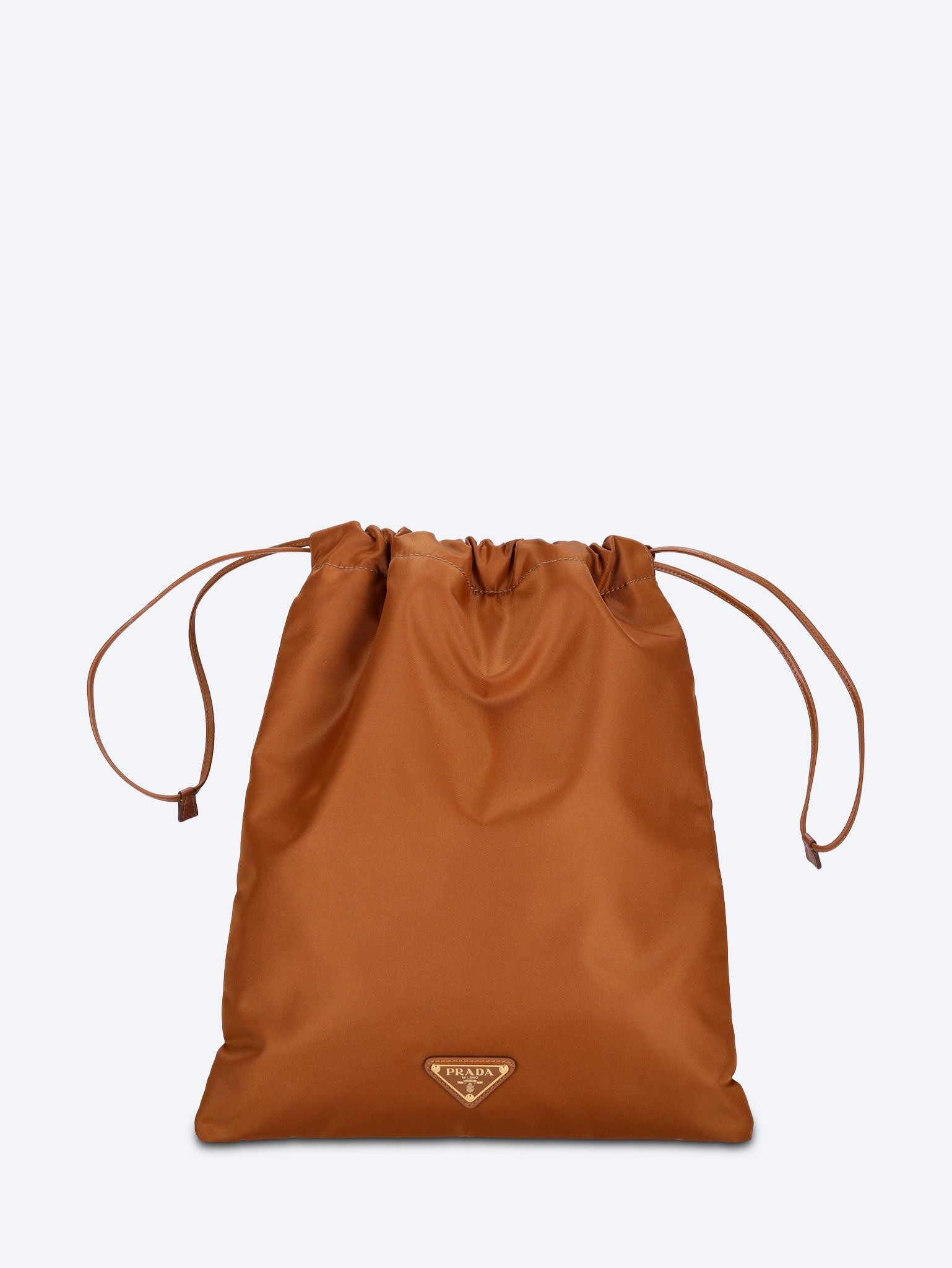 Re-Nylon Pouch Prada – Гарантія оригінальності – боковий вид