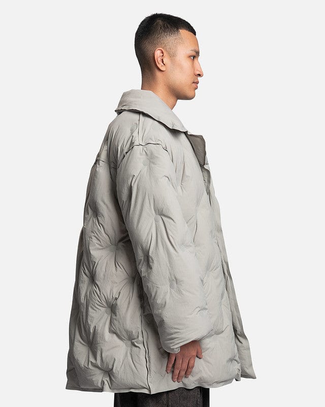 Recycled Nylon Padded Coat In Pearl Grey Maison margiela – Гарантія оригінальності – вид ззаду
