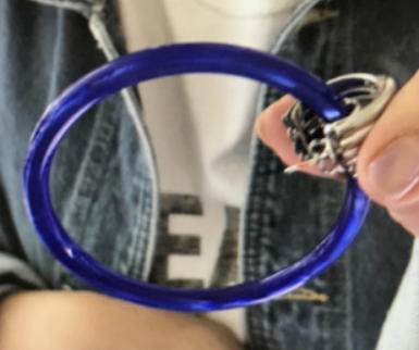 Blue Medium Hoop Earrings Balenciaga – Гарантія оригінальності – збільшений вид