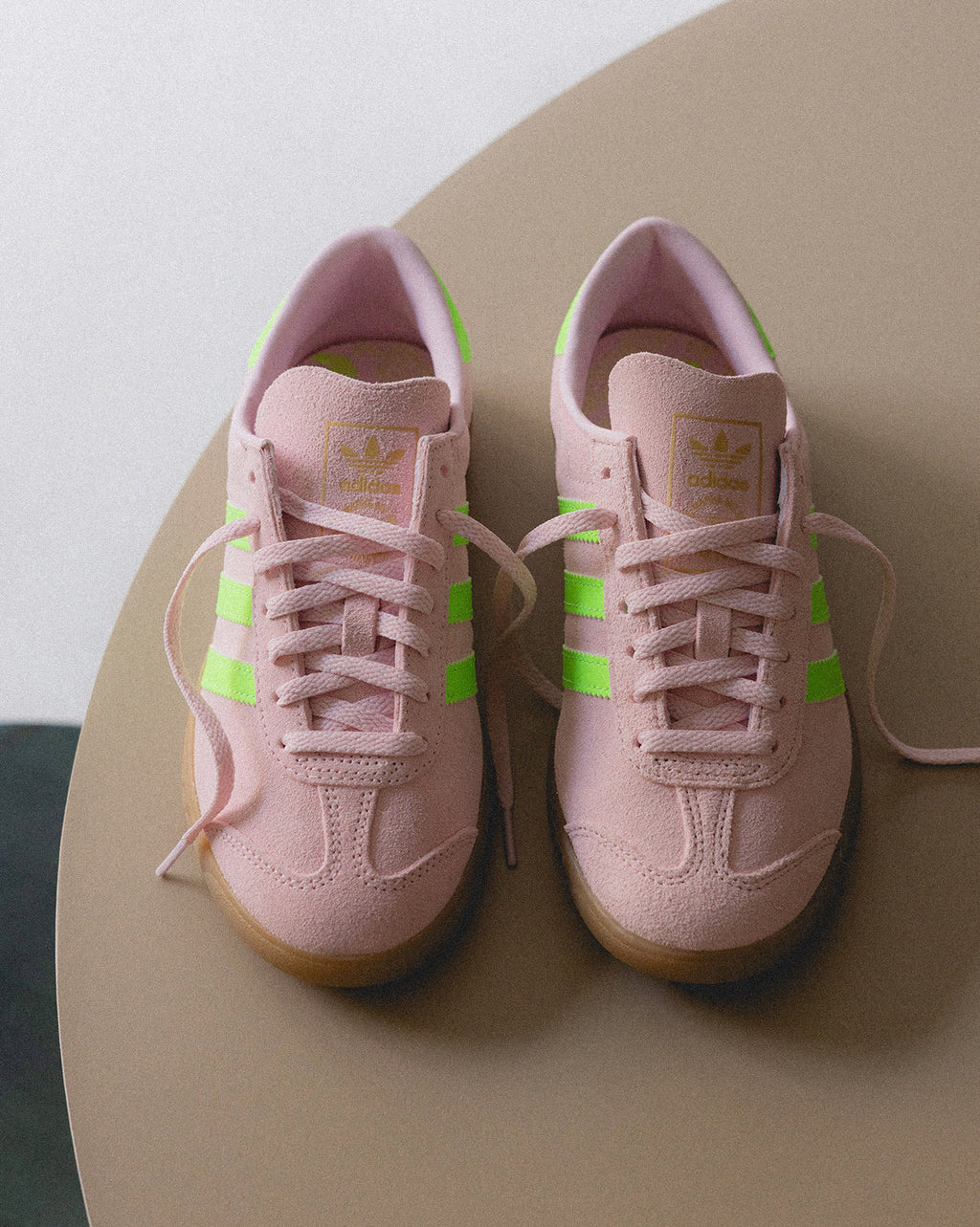 Оригінальна Hamburg W Adidas – вид ззаду