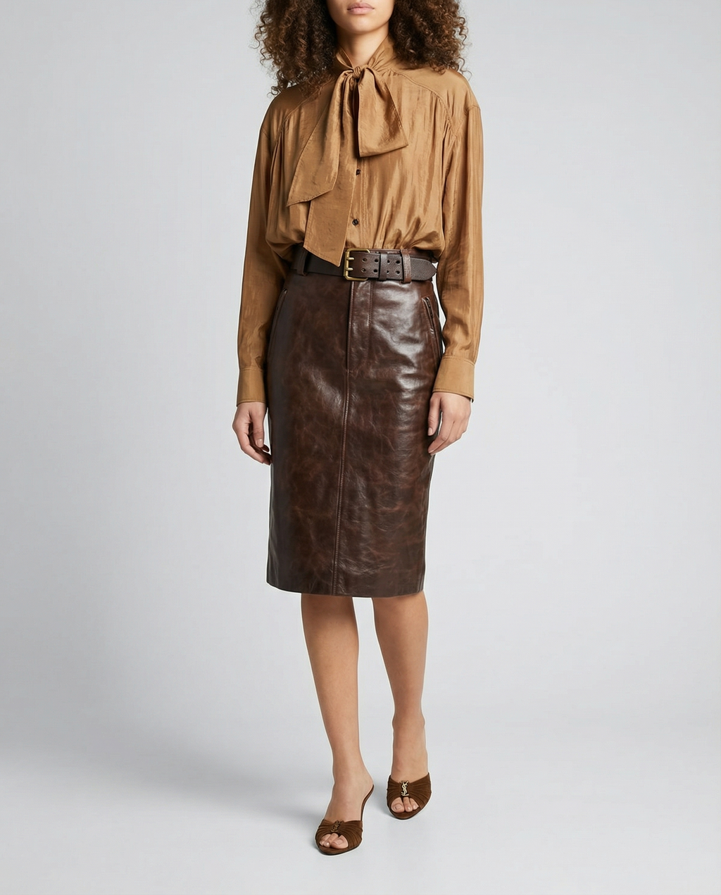 Оригінальна Belted Leather MIDI Skirt Saint laurent – вид ззаду