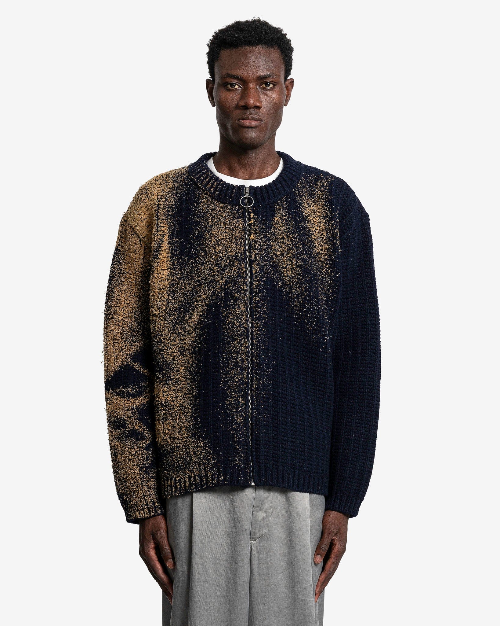 Оригінальна Sandstorm Flock Print Cardigan In Navy Maison margiela – боковий вид