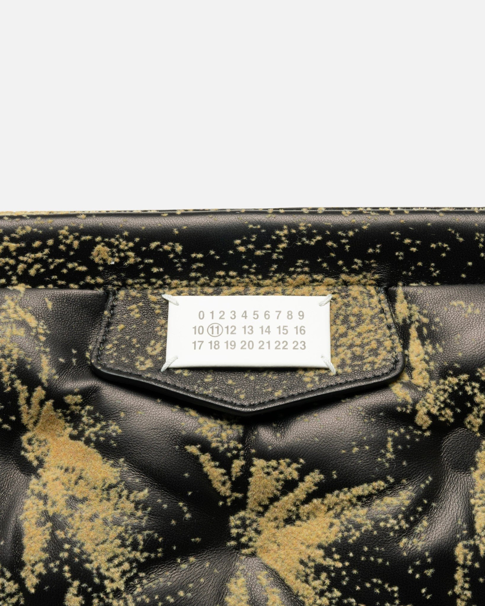 Оригінальна Sandstorm Flock Print Small Glam Slam Classique In Black Maison margiela – детальний вид