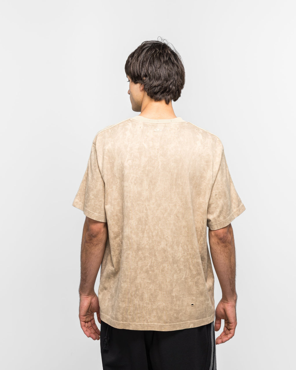 Adi006 Ss Tee X Sftm Adidas – Гарантія оригінальності – збільшений вид
