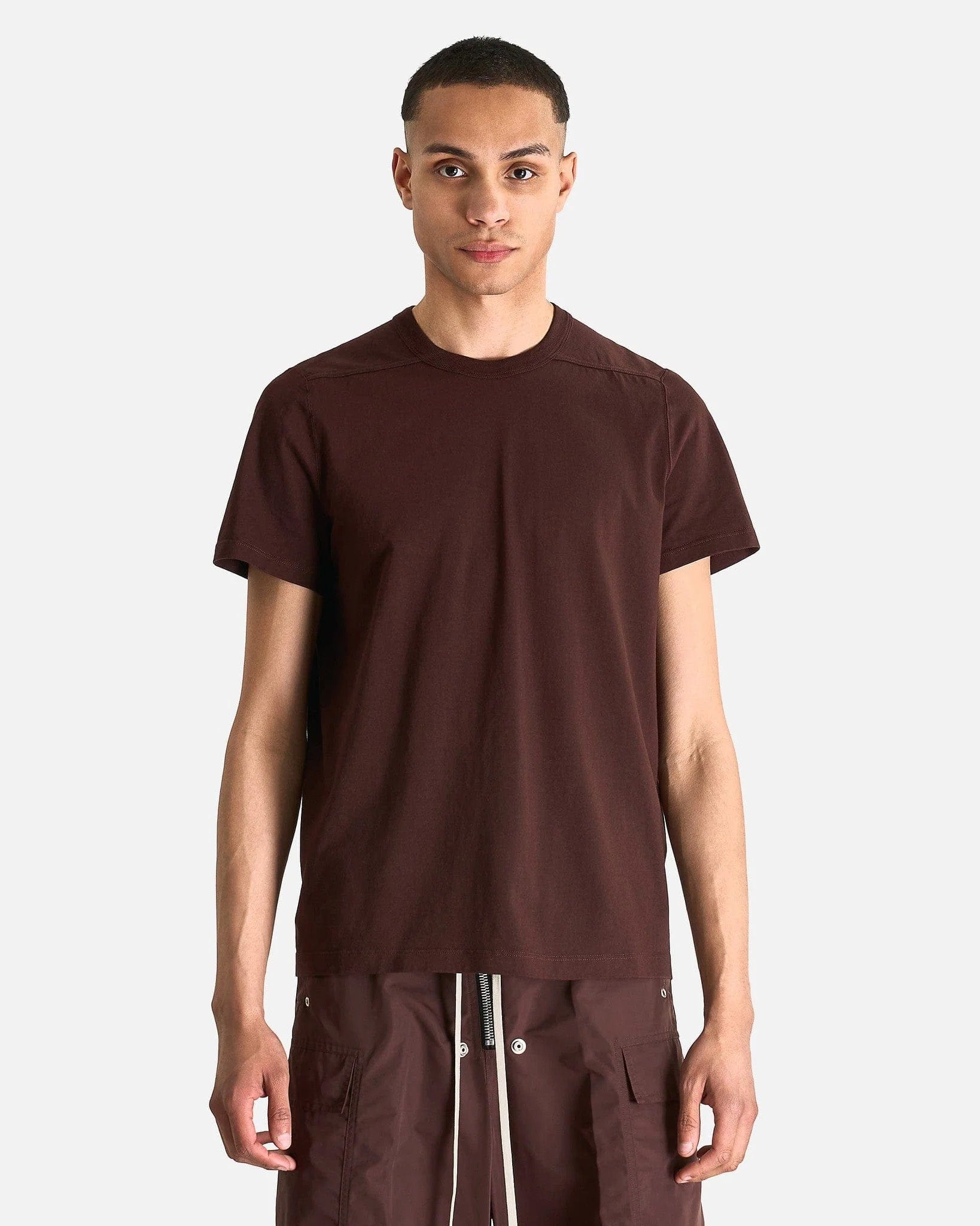 Short Level T In Mahogany Rick owens – Гарантія оригінальності – боковий вид