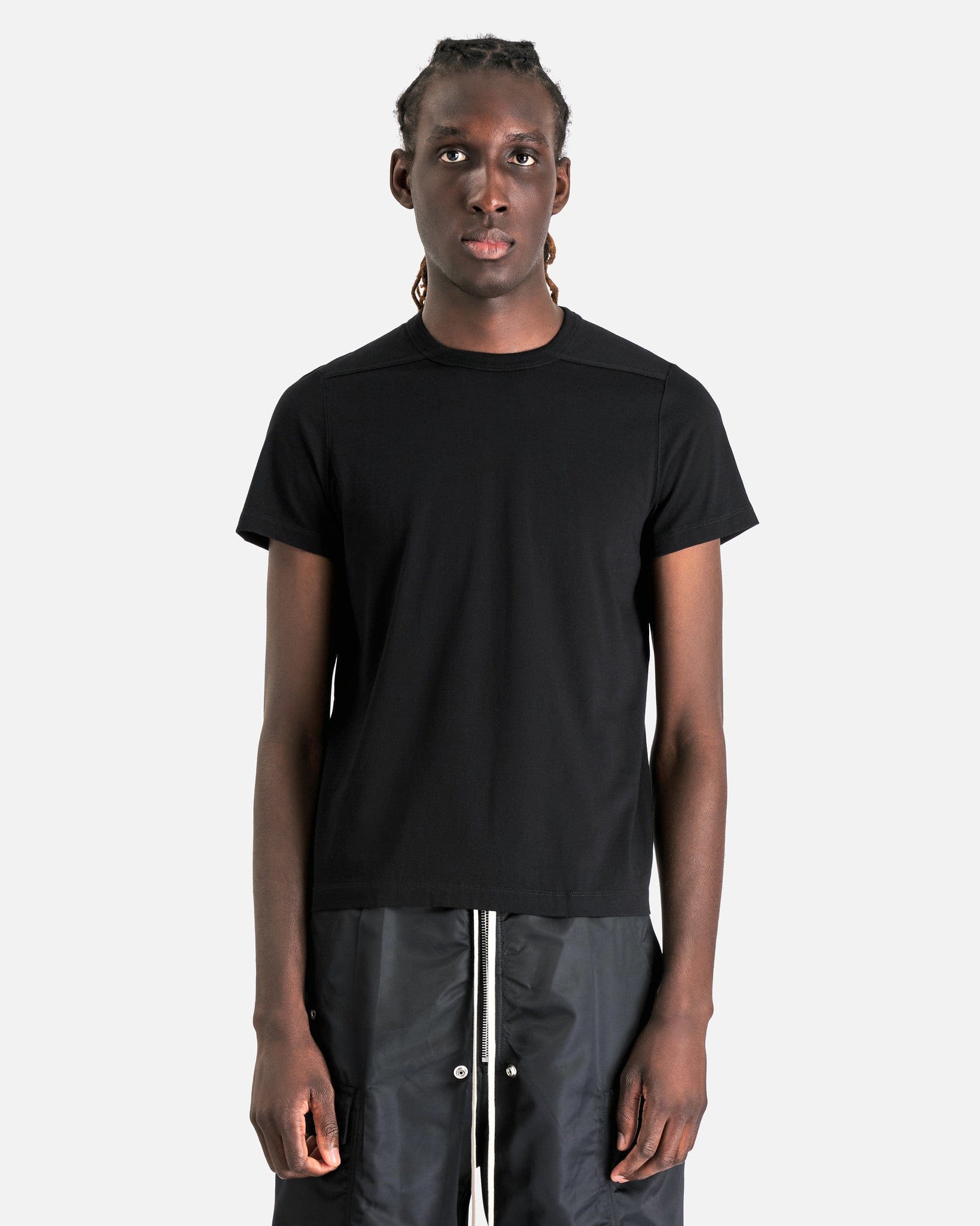 Short Level T-Shirt In Black Rick owens оригінал – Купити в Україні – боковий вид