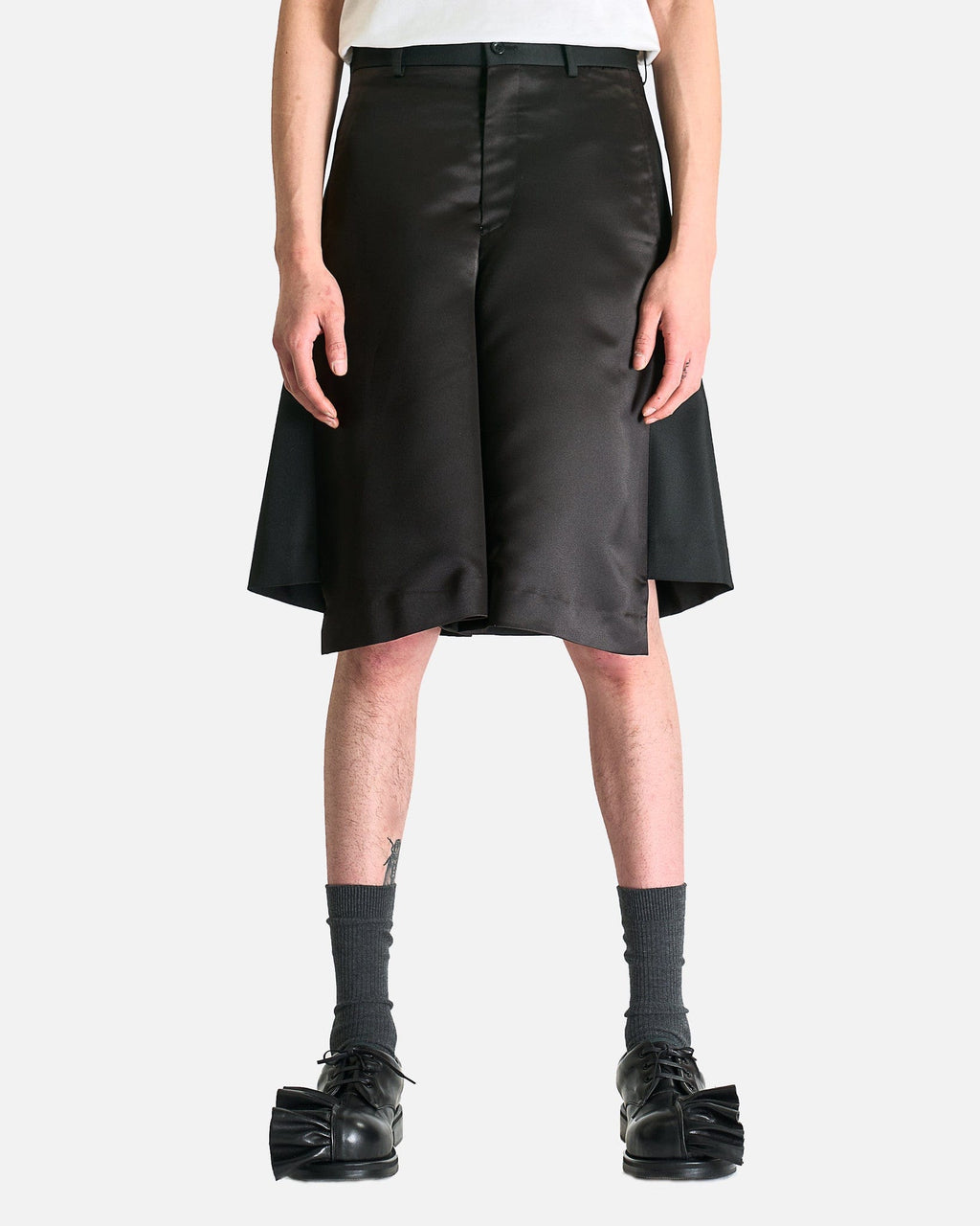 Оригінальна Shorts In Black Comme des garcons – боковий вид