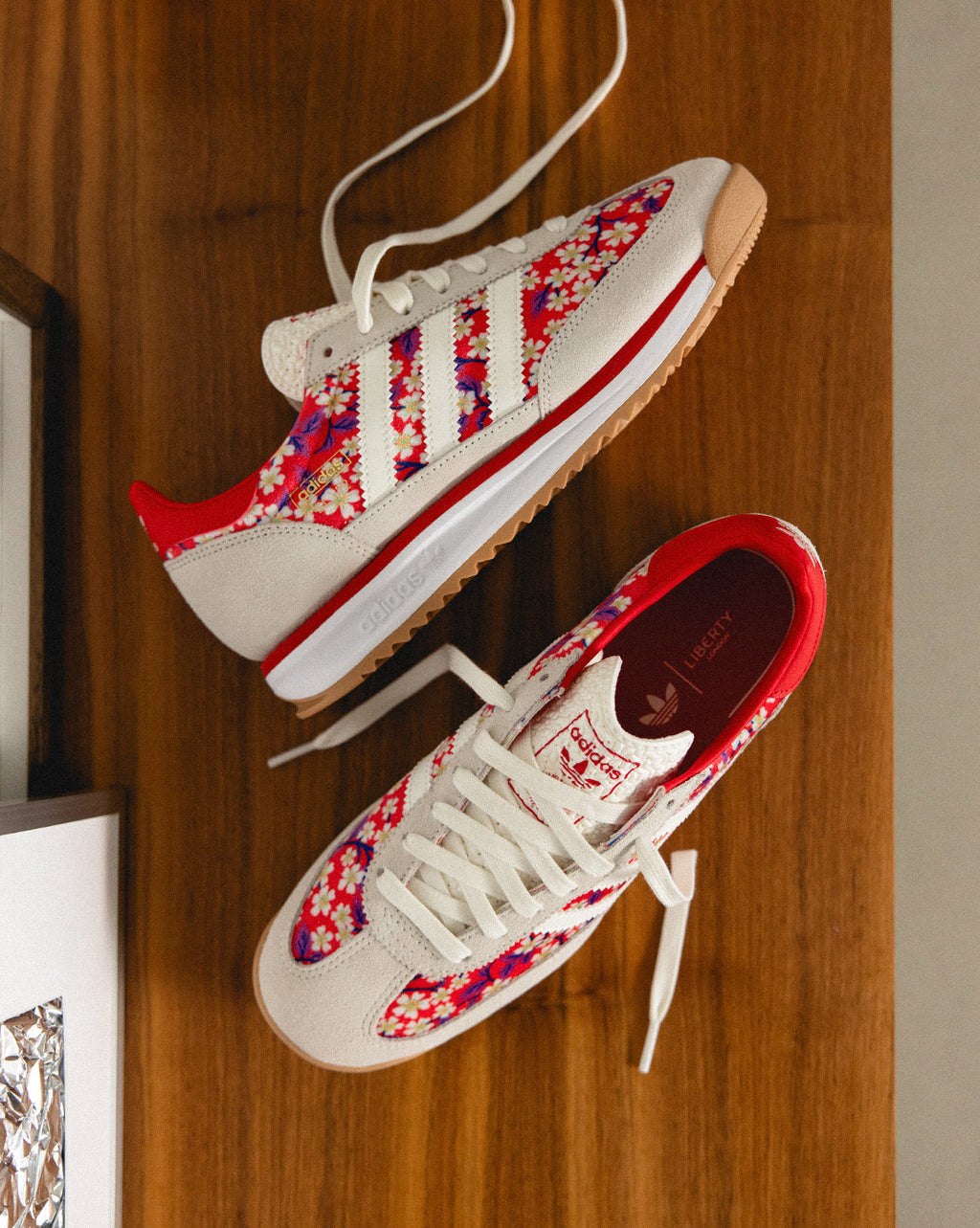 Adidas Footwear оригінал | Швидка доставка Україна – вид ззаду