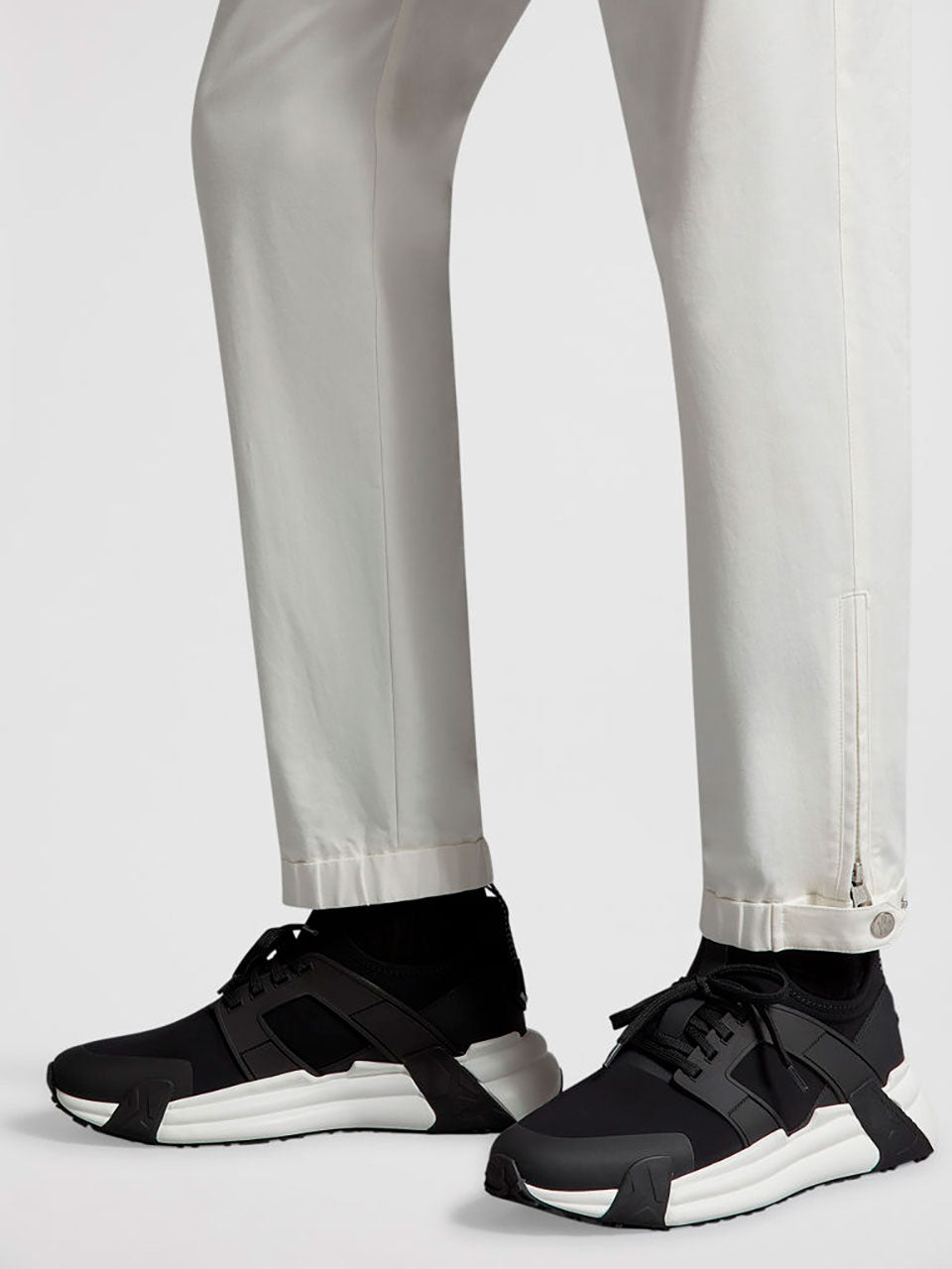 Lunarove Sneakers Moncler оригінал – Купити в Україні – боковий вид - MONCLER