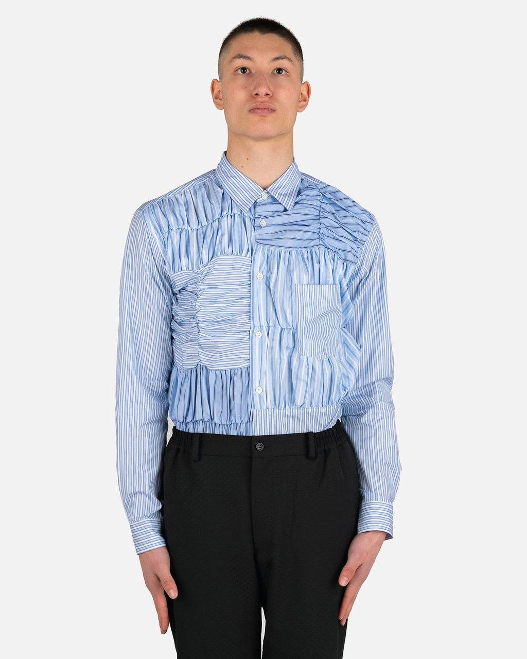 Оригінальна Striped Smocked-Detailed Shirt In Sax Comme des garcons – боковий вид