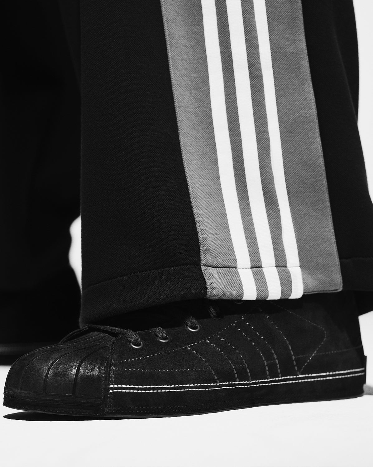 Adidas Footwear оригінал | Швидка доставка Україна – вид ззаду - ADIDAS