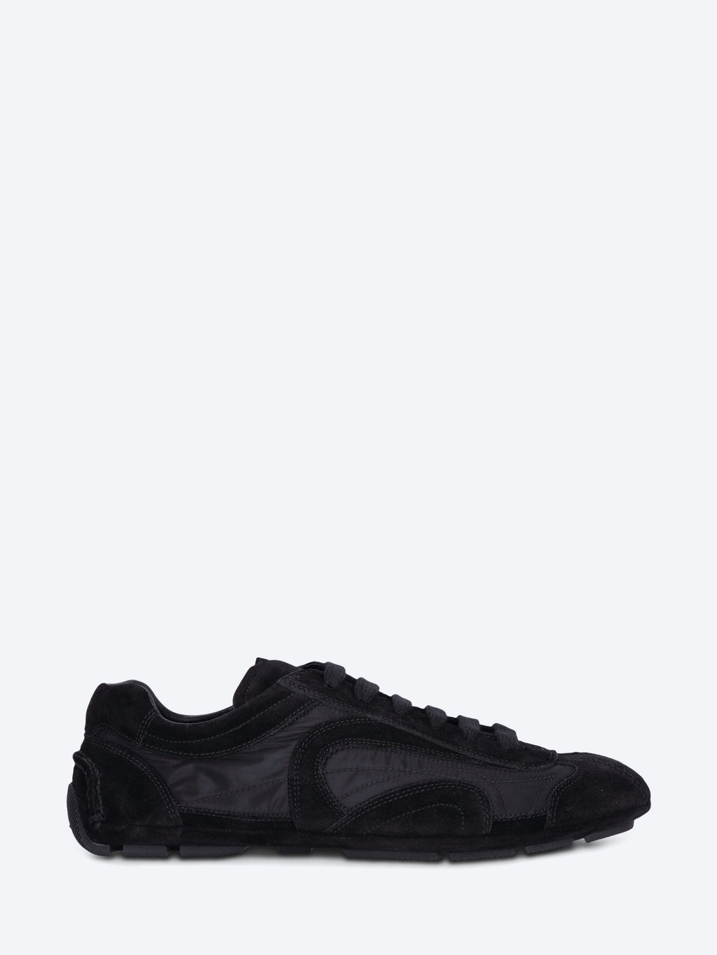 Оригінальна Suede And Nylon Sneakers Prada – боковий вид