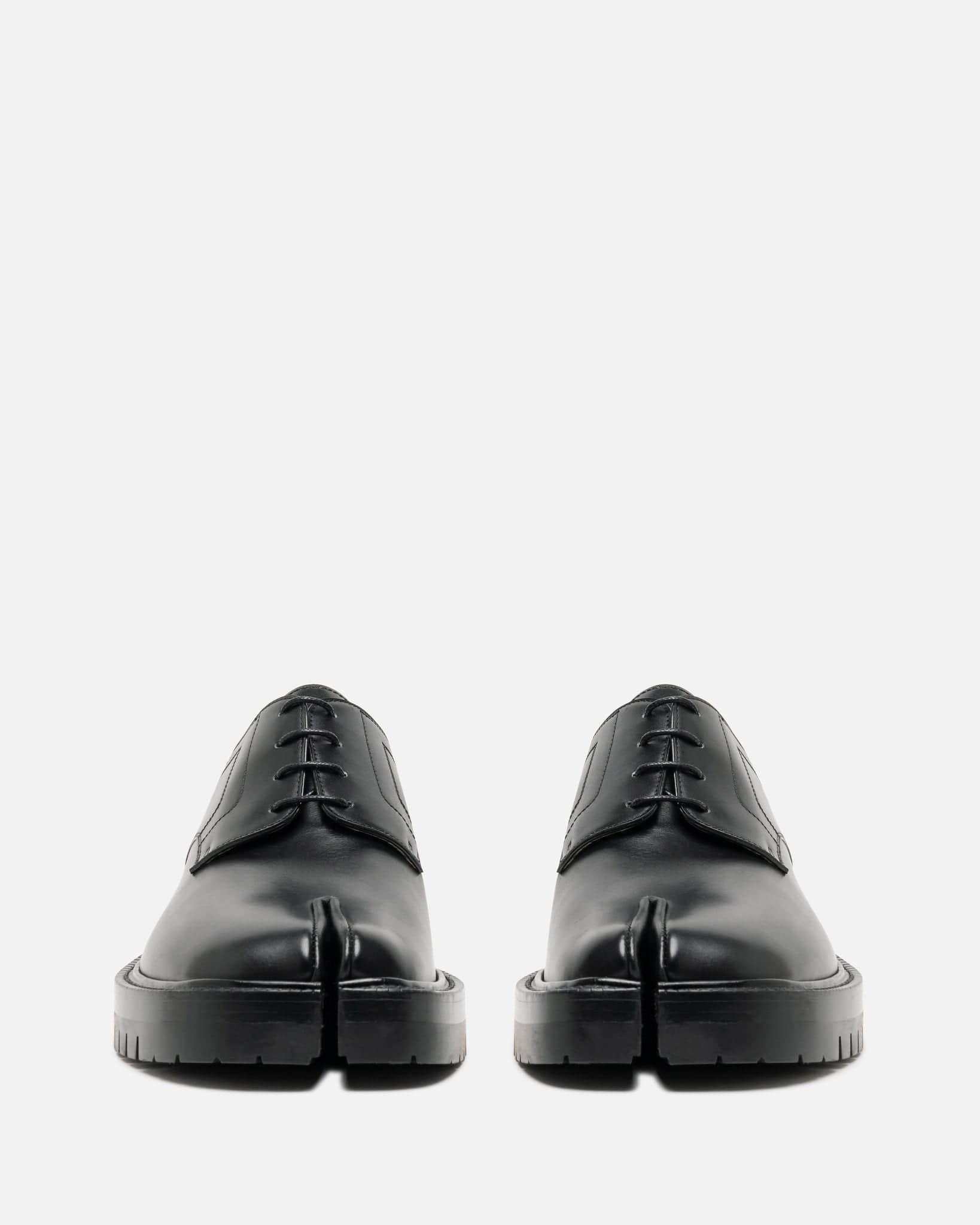 Оригінальна Tabi County Lace-Up Shoe In Black Maison margiela – вид ззаду