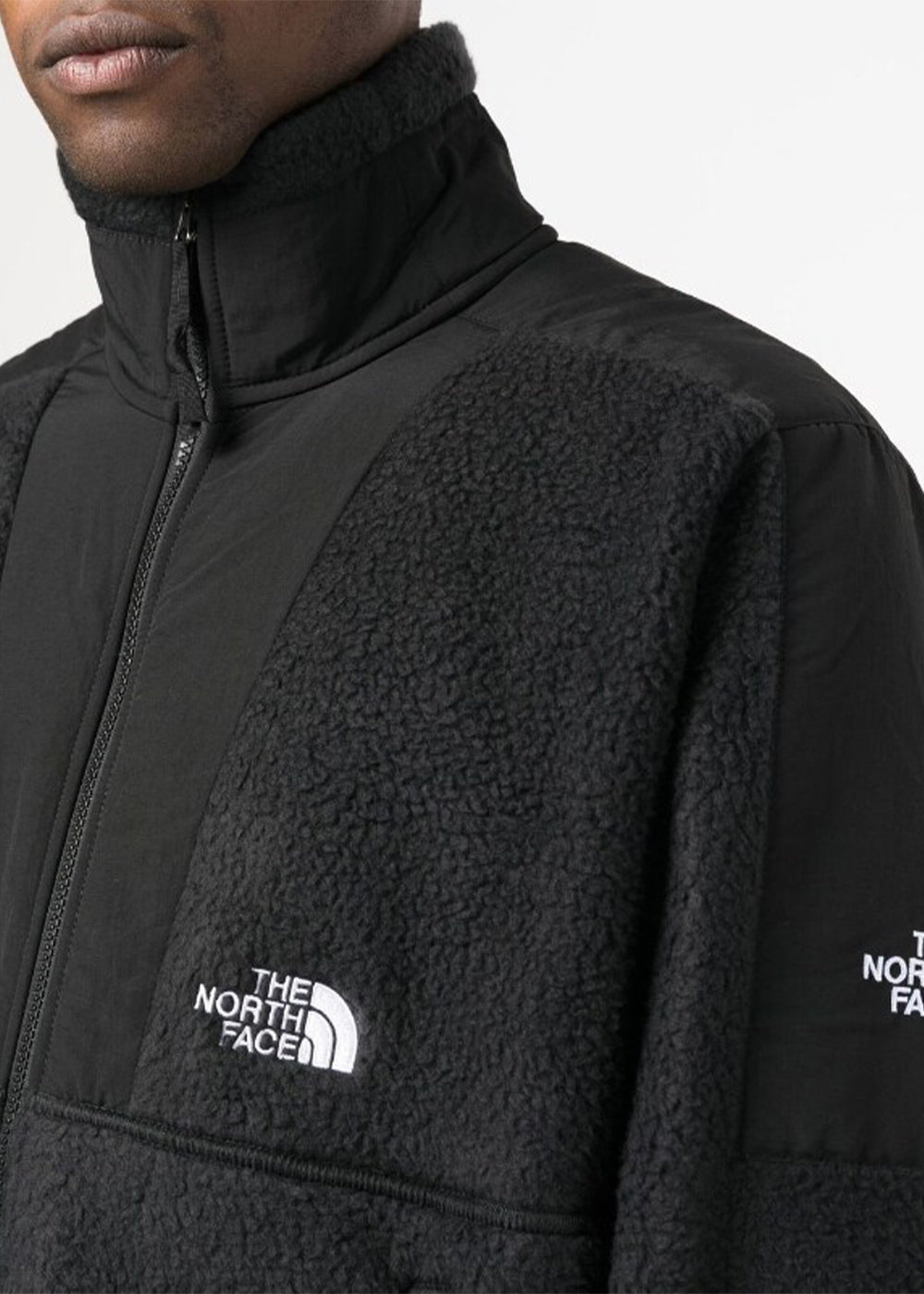 Black 94 High Pile Denali Jacket The north face – Гарантія оригінальності – вид ззаду