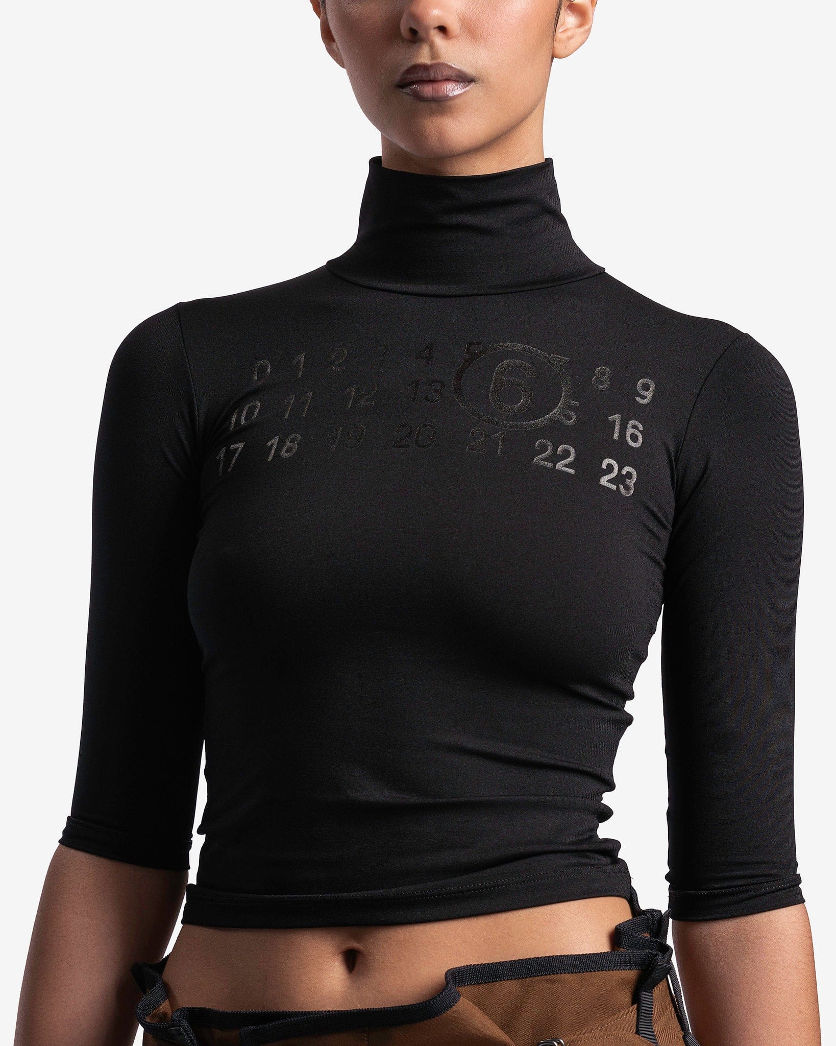 Оригінальна Tonal Numeric Signature Jersey Top In Black Maison margiela – збільшений вид