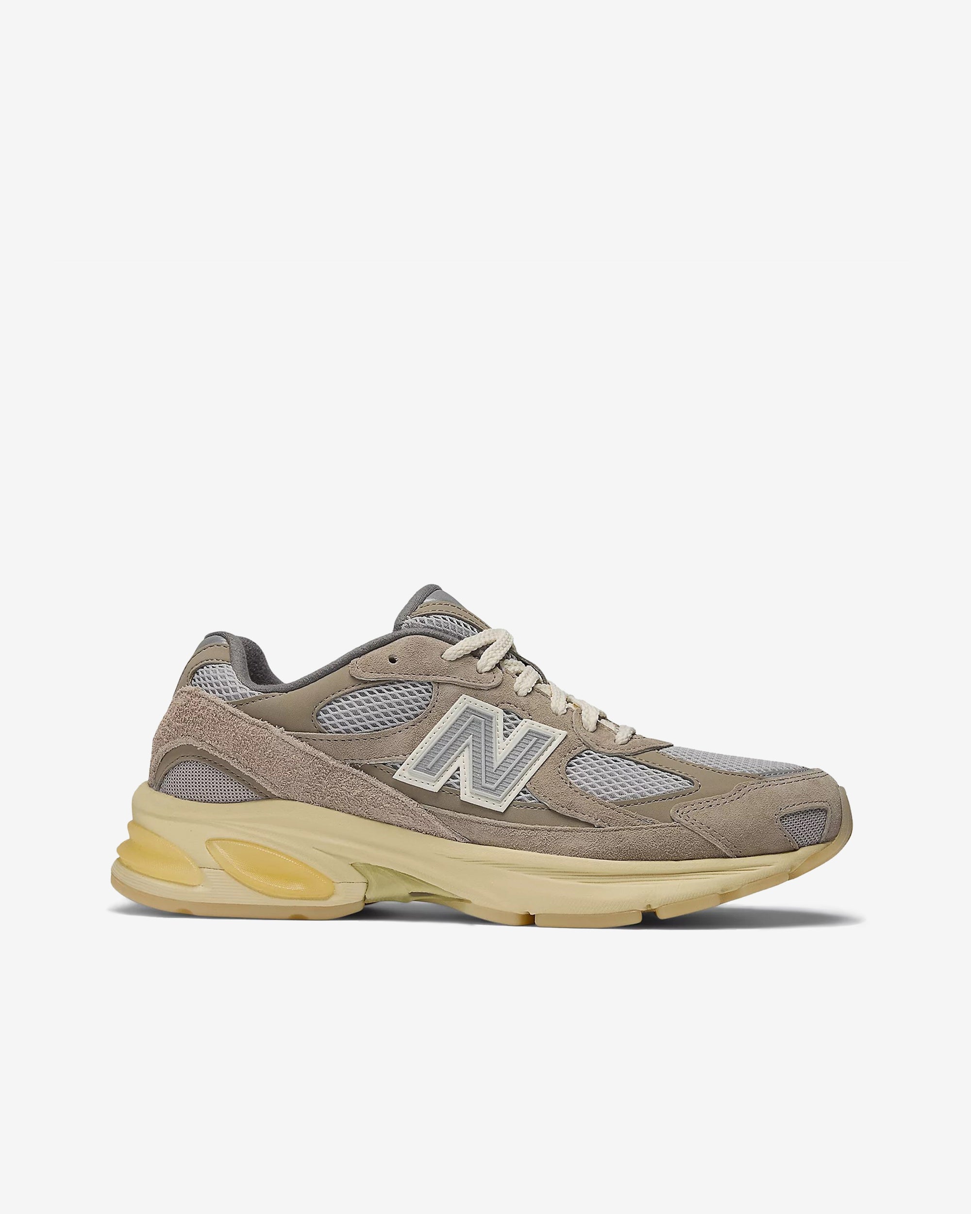 Оригінальна Mens 2010 Sneakers New balance – боковий вид