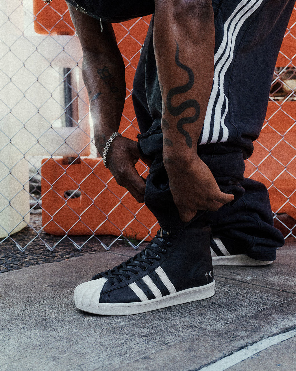 Оригінальна X Thug Club Superstar Luxe Boot Adidas – вид ззаду