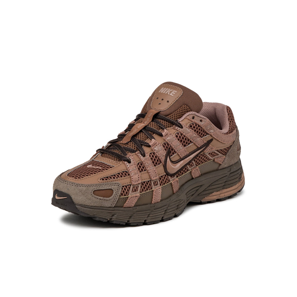 P 6000 Se *suede* Nike оригінал – Купити в Україні – вид ззаду