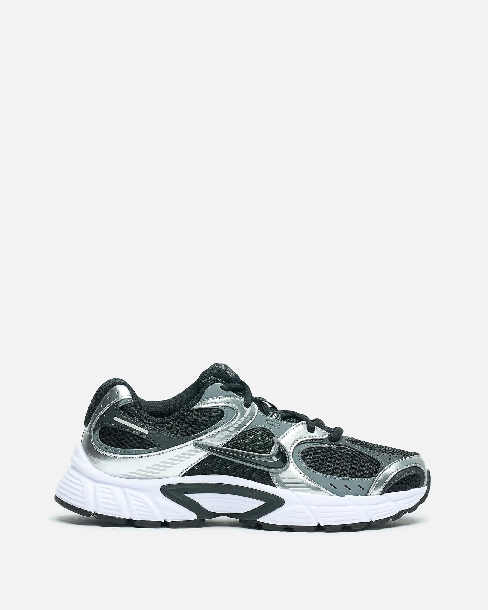 Nike Footwear оригінал | Швидка доставка Україна – боковий вид