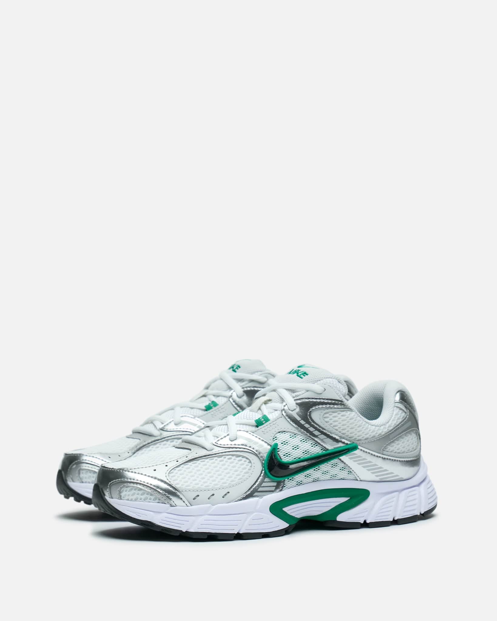 V5 Rnr In White Malachite Nike – Гарантія оригінальності – вид ззаду