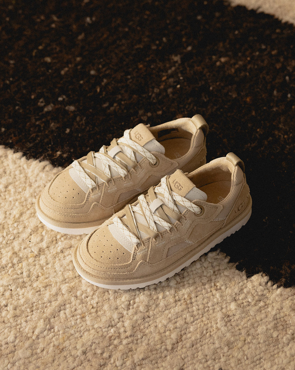 Ugg Footwear оригінал | Швидка доставка Україна – вид ззаду