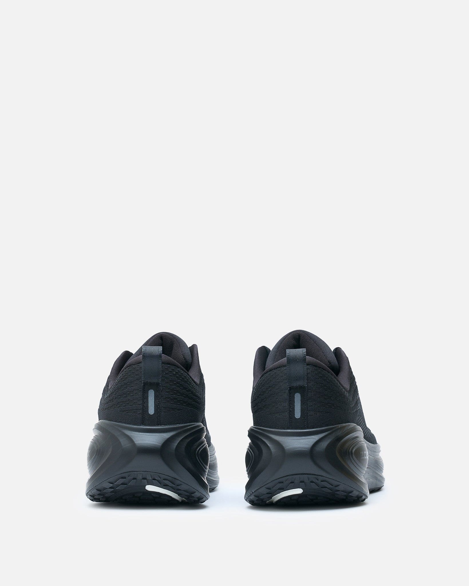 Vomero Plus Qs Black Nike – Гарантія оригінальності – збільшений вид