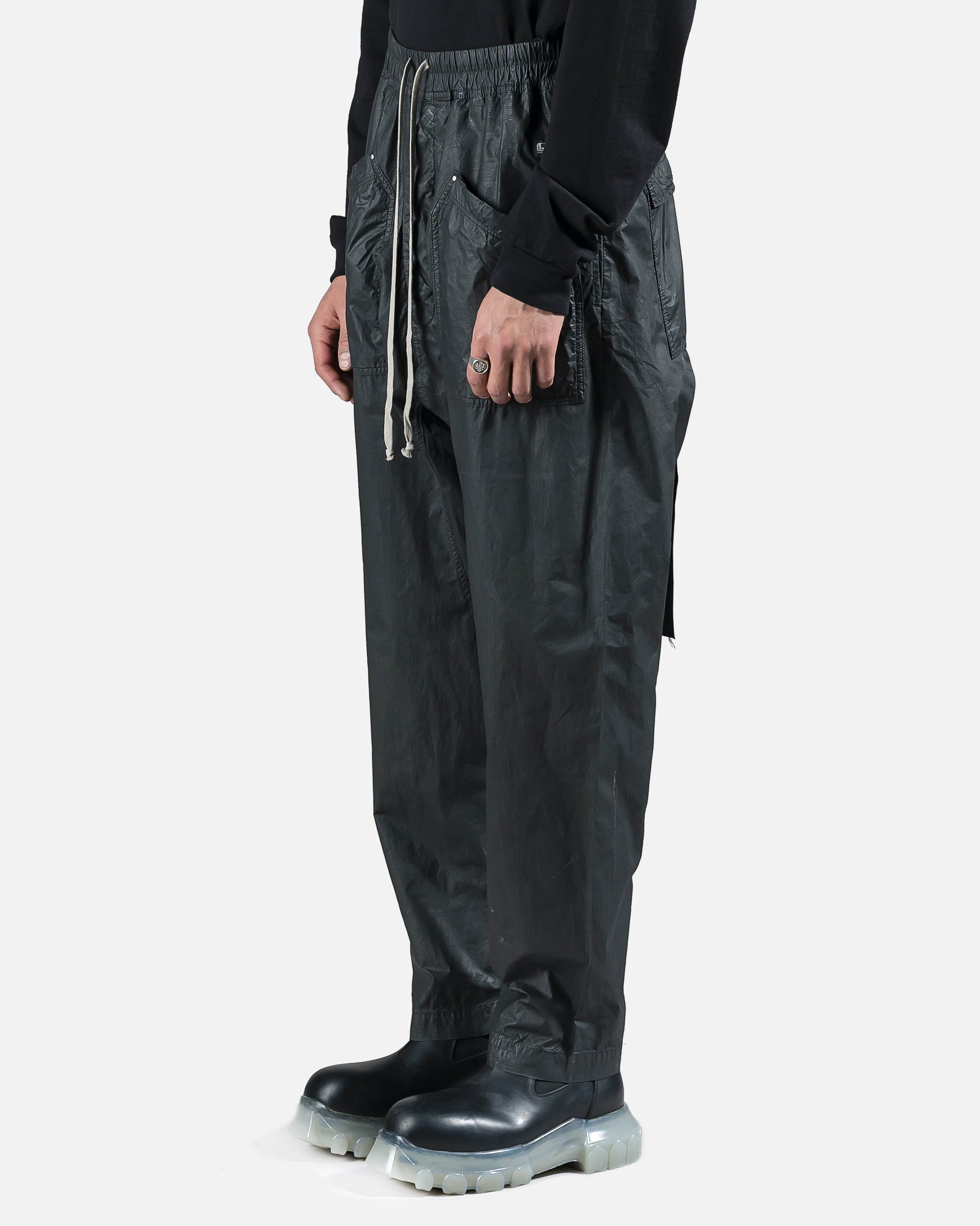 Waxed Cargo Drawstring Pants In Black Rick owens – Гарантія оригінальності – вид ззаду