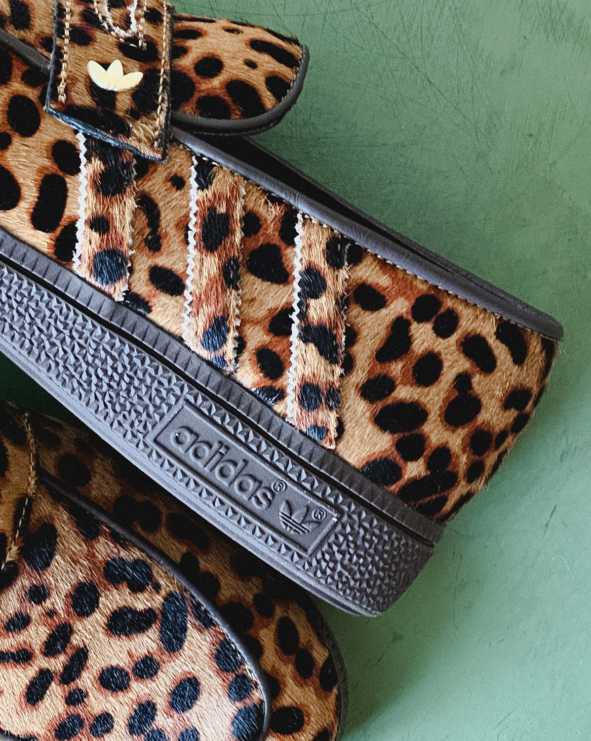 Handball Spezial Loafer W *leopard* Adidas оригінал – Купити в Україні – детальний вид - ADIDAS