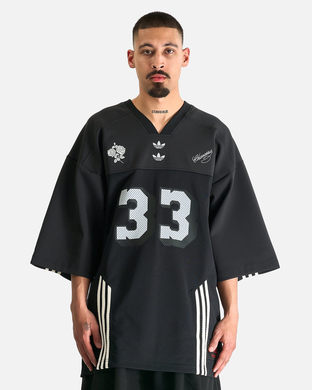 Оригінальна Willy Chavarria Football Jersey In Black Adidas – боковий вид