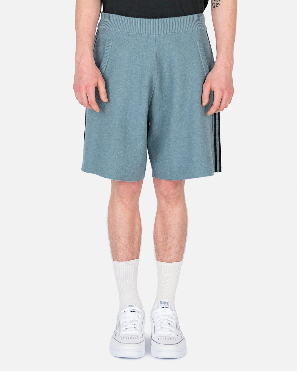 Wool Shorts In Slate Blue Maison margiela оригінал – Купити в Україні – боковий вид