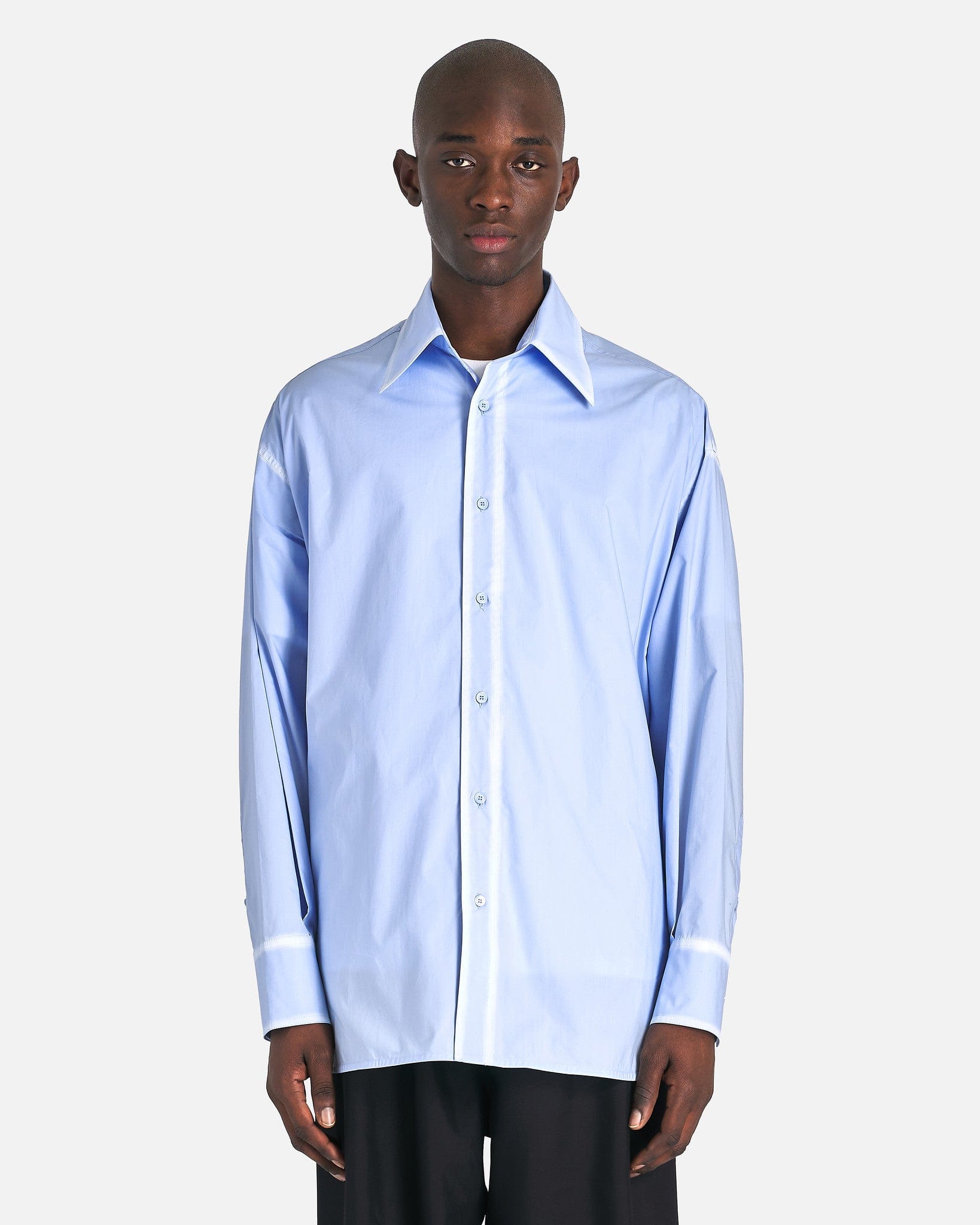 Оригінальна Worn Effect Poplin Shirt In Light Blue Maison margiela – боковий вид