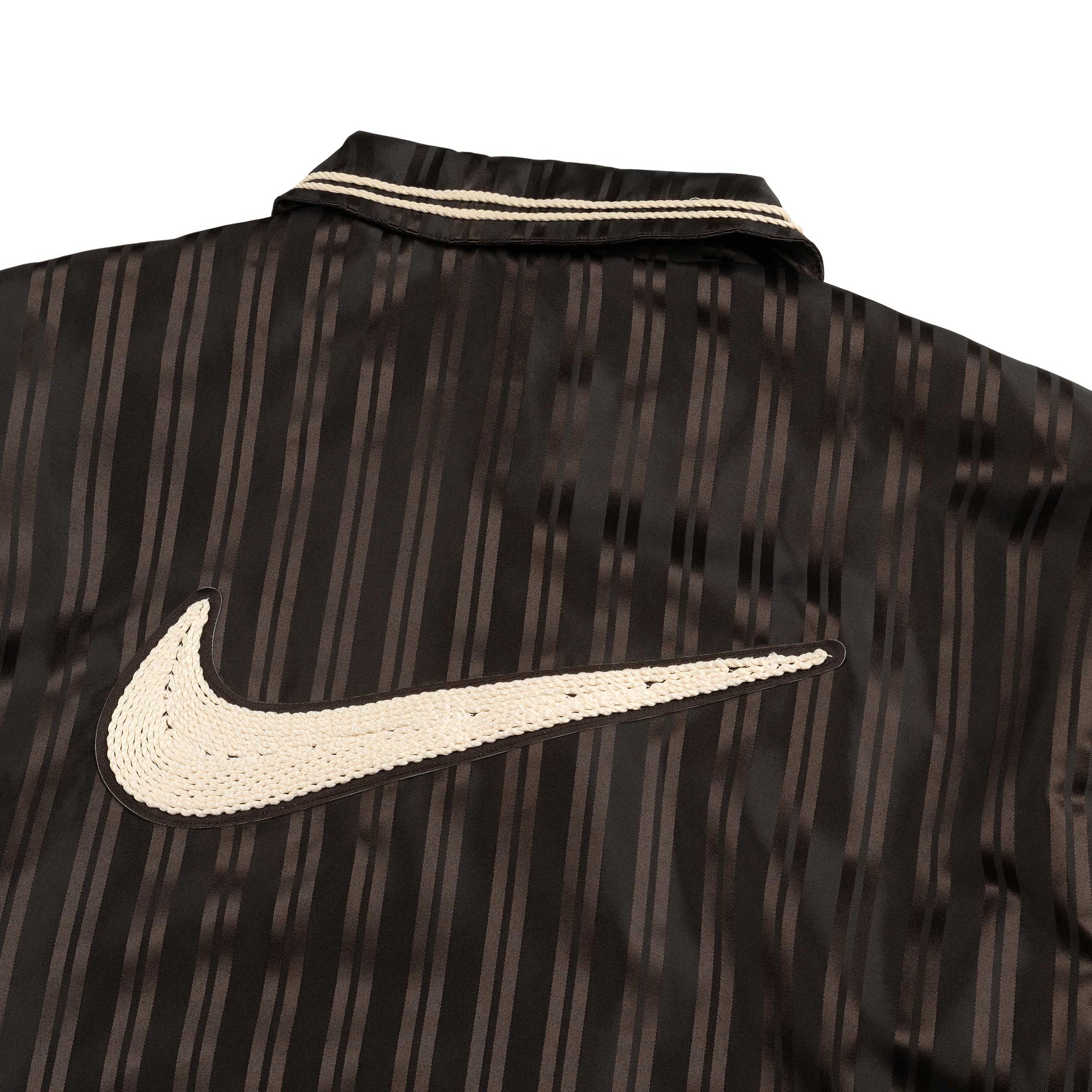 Nike Outerwear оригінал | Швидка доставка Україна – збільшений вид - NIKE