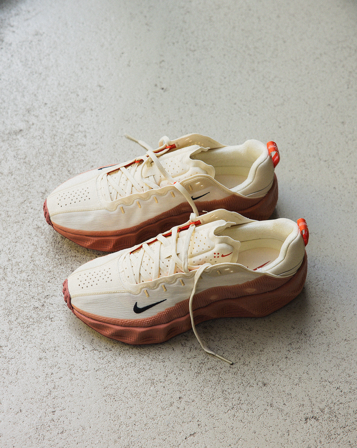 Оригінальна Ava Rover Nike – вид ззаду