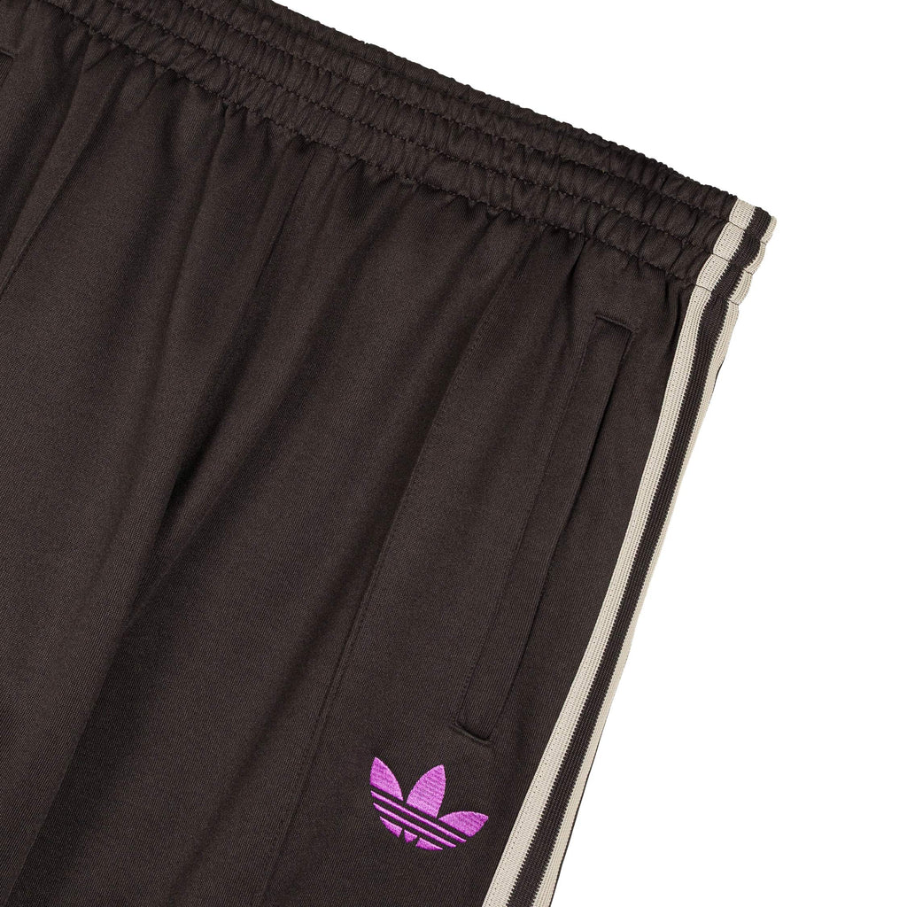 Оригінальна Chile Originals Track Pants Adidas – детальний вид