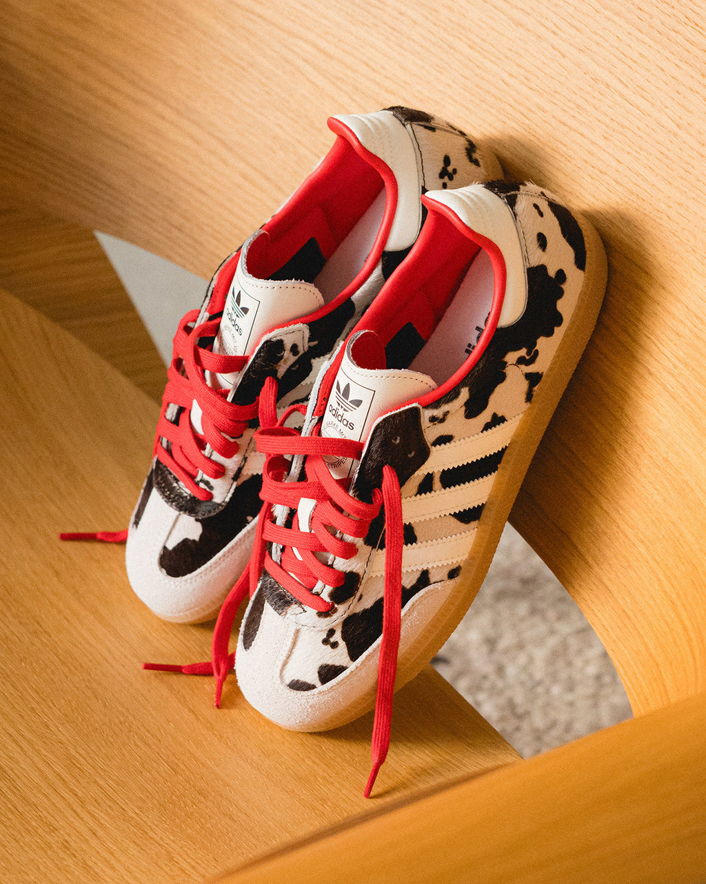 Оригінальна Samba Og W *cow Print* Adidas – вид ззаду